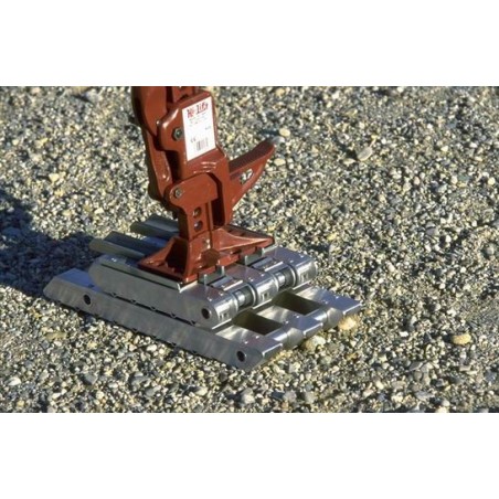 Chock Track, multi function traction help (pair)