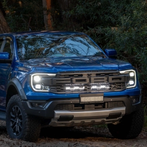 Night Hawk lyssett bak grillen Ford Ranger Raptor '22+